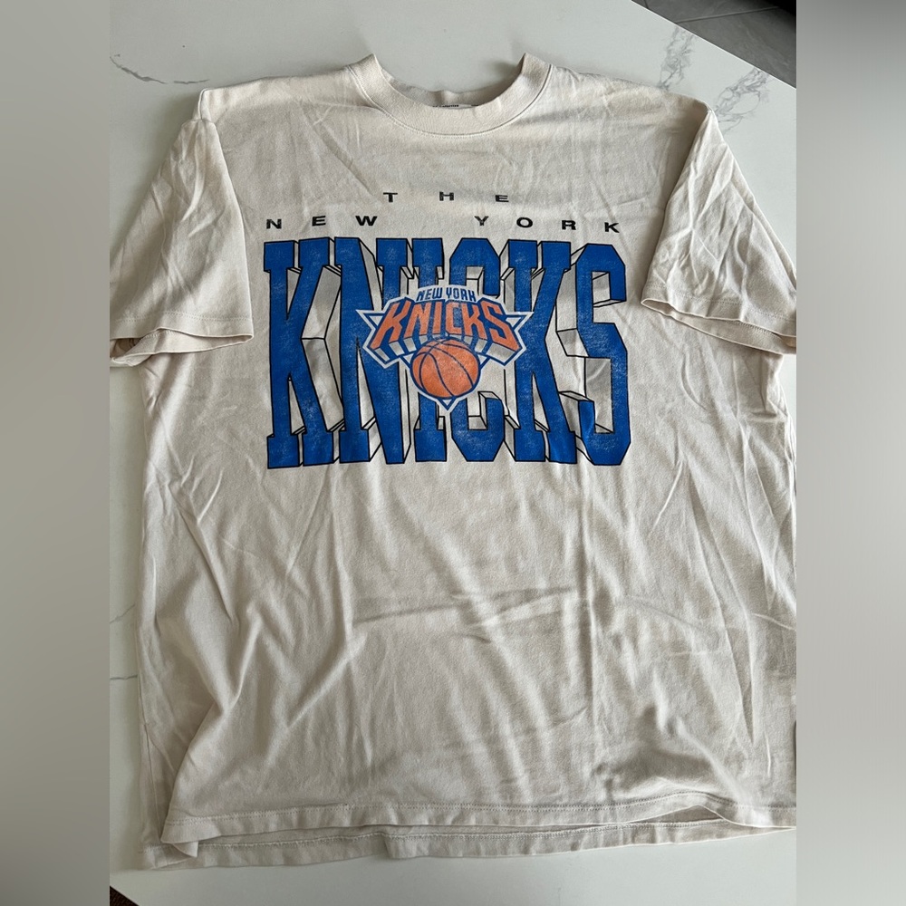 Abercrombie NY Knicks Graphic Tee
